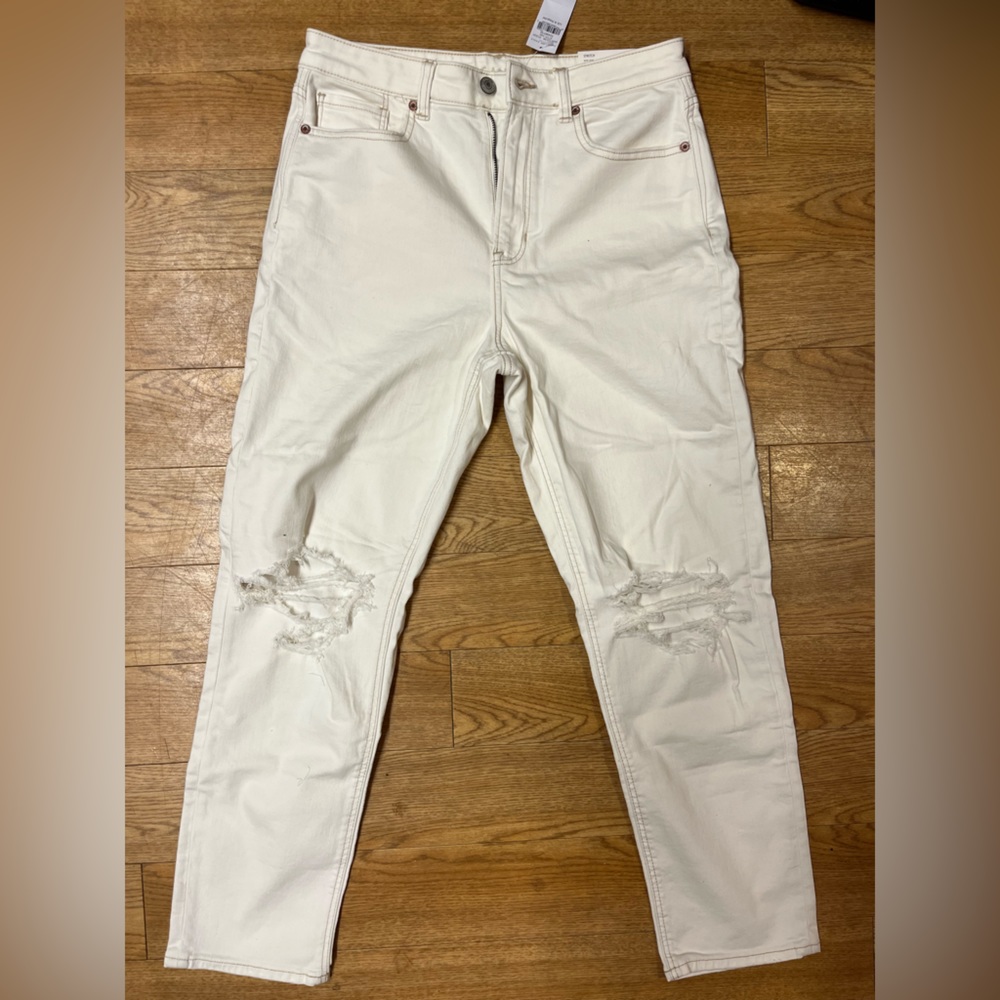 American Eagle Mom Jeans